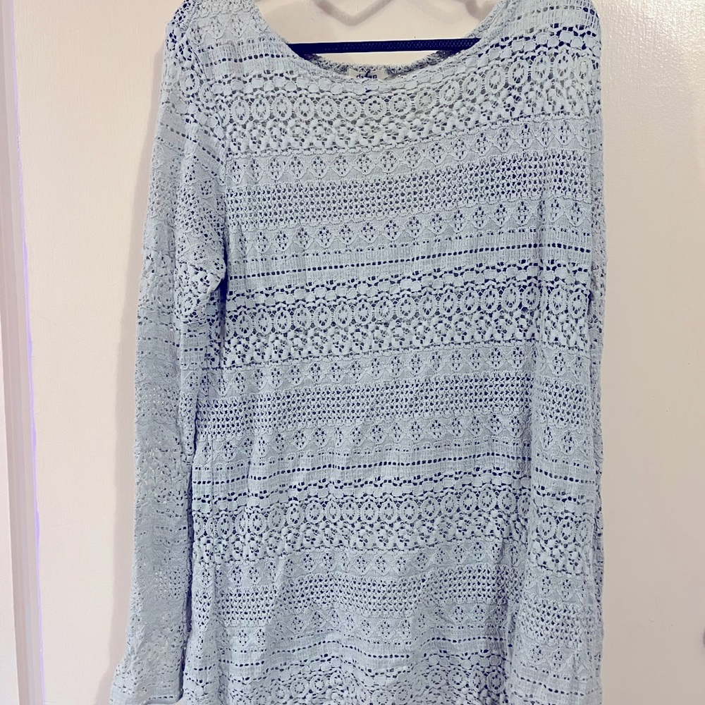 Blue lace cover shirt for cozy days